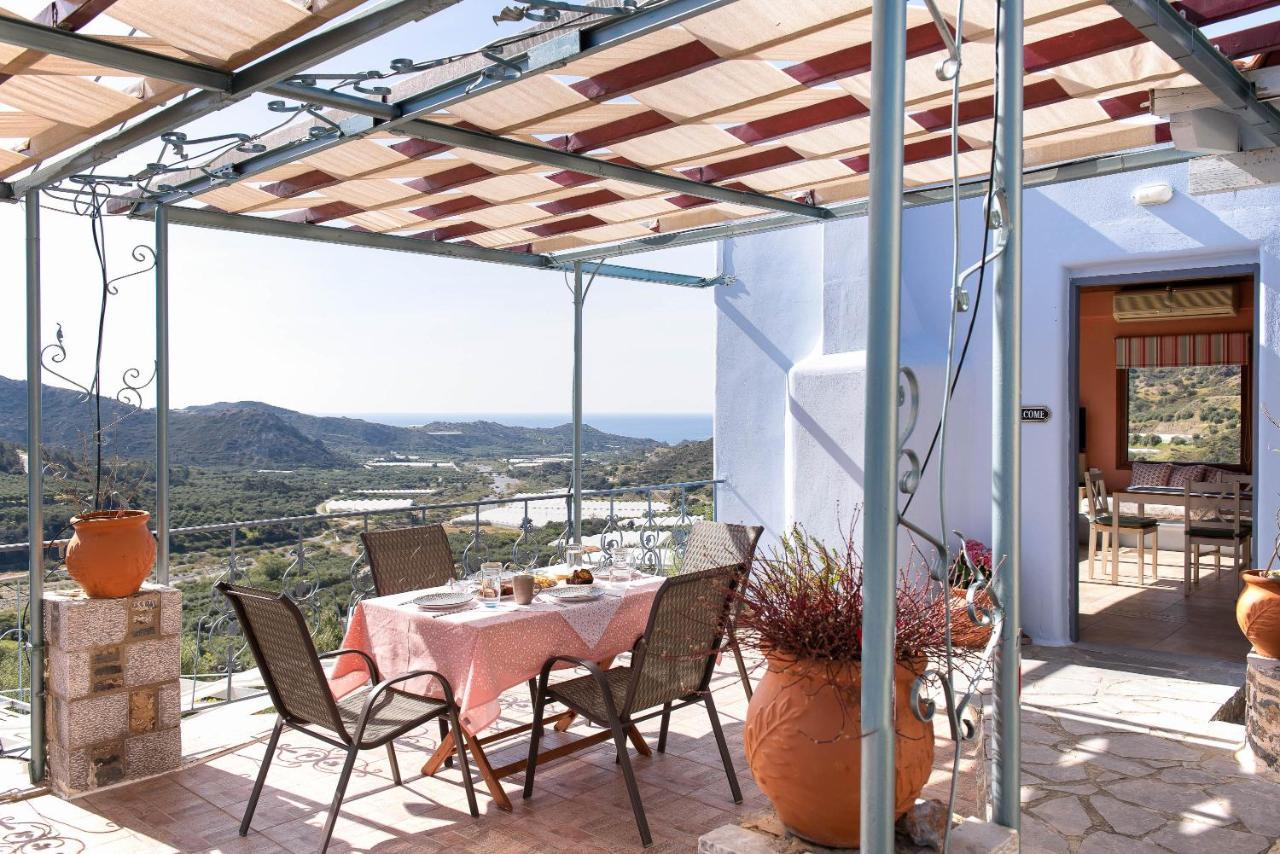 Sarakinas Residences Holiday home